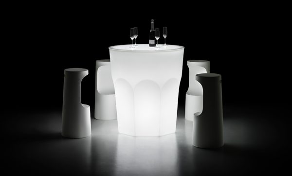 Cuba Libre table